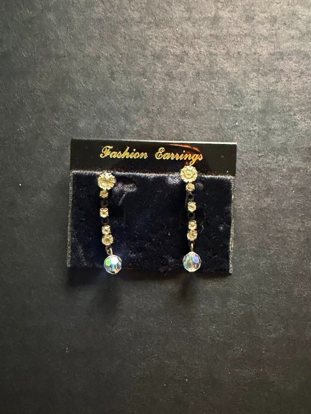 🎉Price Reduced🎉Vintage Crystal Dangle Clip Earrings